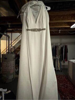 Park & Fifth White V-Neck A-Line Dress with Beaded Waist
